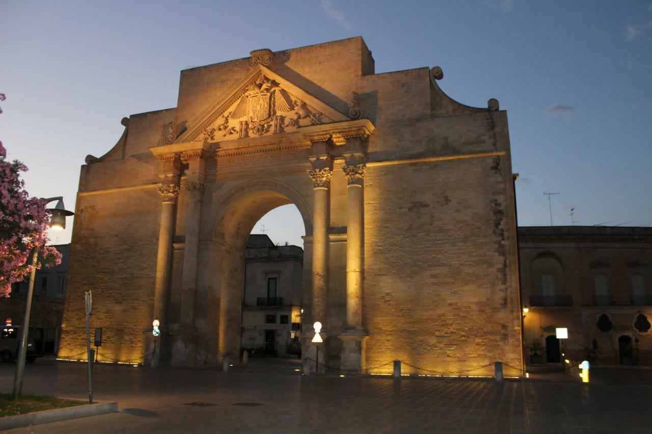 Porta Deuropa Panzió Lecce Kültér fotó